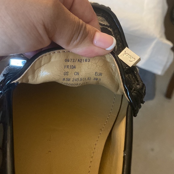 COACH NEW YORK FRiDA Slip -on gray and black flats size 9:58 - Picture 8 of 13